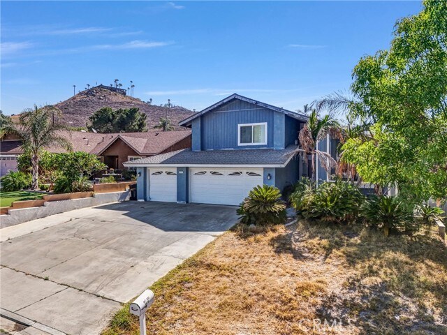 Building Photo - 5958 Quiroz Dr