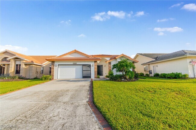 Foto del edificio - 12630 Kelly Palm Dr