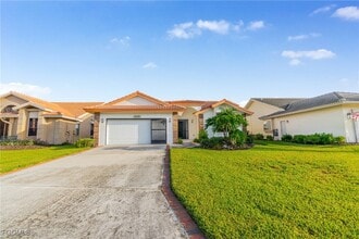 Building Photo - 12630 Kelly Palm Dr