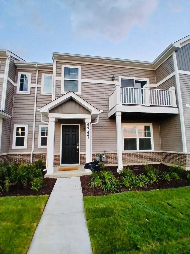 Foto principal - 4347 Chelsea Mnr Cir