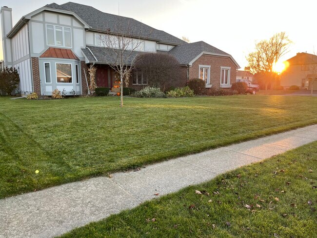 Foto del edificio - 7963 Indian Creek Ln