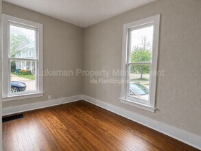 Building Photo - 609 Pearl St