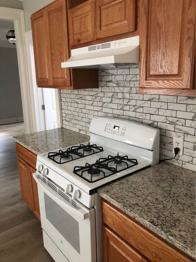 Building Photo - 145 Greenwich Ave