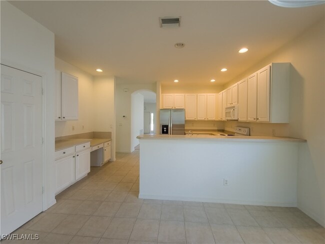 Building Photo - 9240 Gladiolus Preserve Cir
