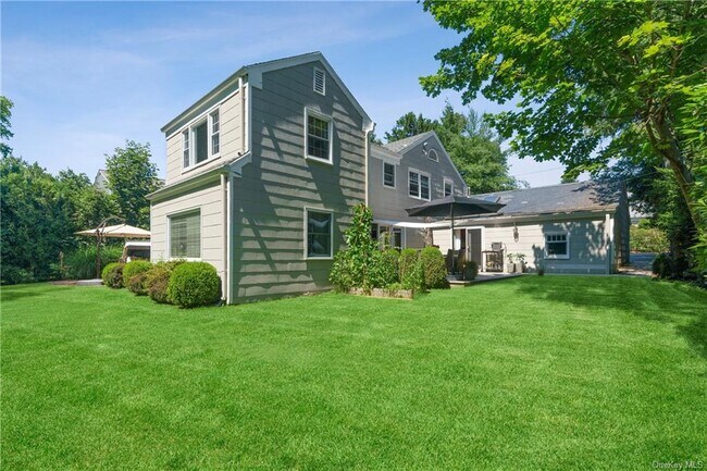 Building Photo - 627 Claflin Ave