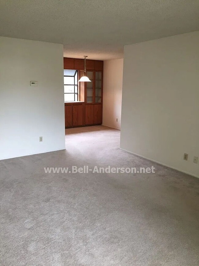 Building Photo - Cozy 2 Bedroom Auburn Home Available for Rent