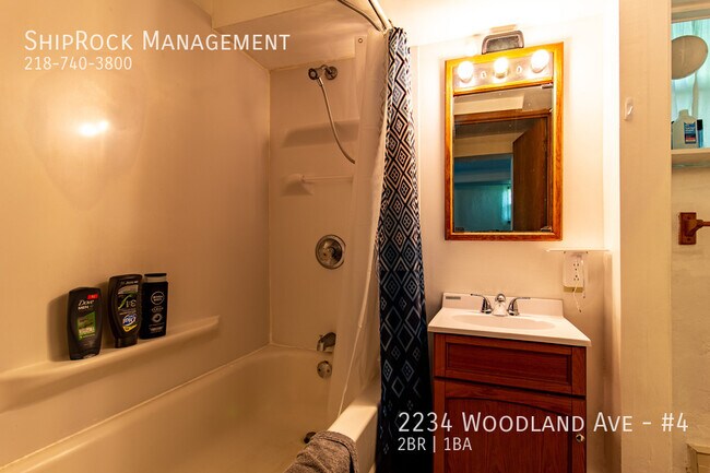 Building Photo - 2234 Woodland Ave