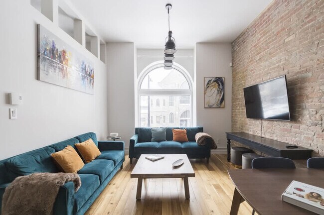 Photo du bâtiment - 3979 Rue Saint-Denis-SI ID1543086P