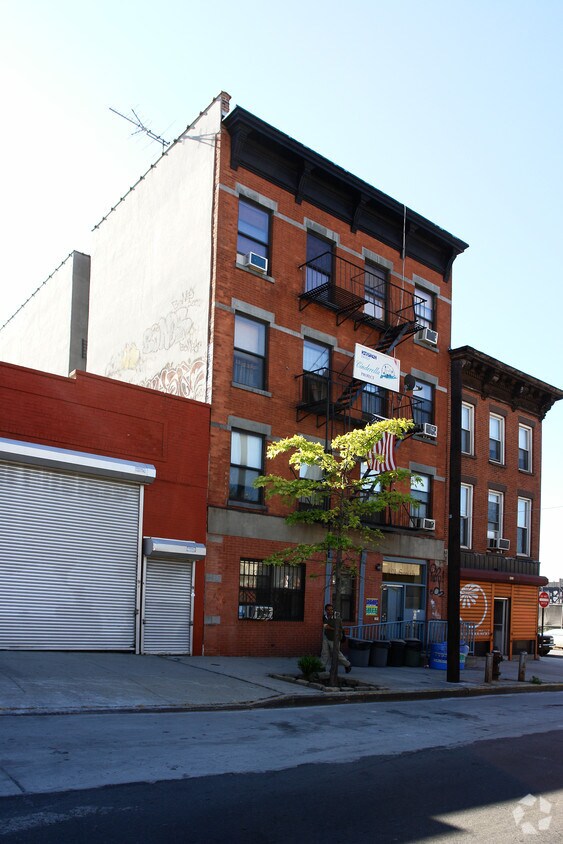 Primary Photo - So. Brooklyn ( 421 Smith St )