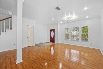 Building Photo - 2106 Hawks Rd