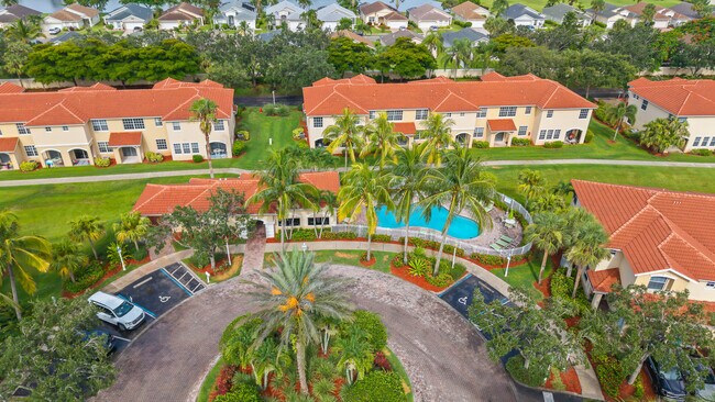 Building Photo - The Enclave at St. Lucie West