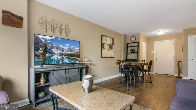 Foto del edificio - 5340 Holmes Run Pkwy