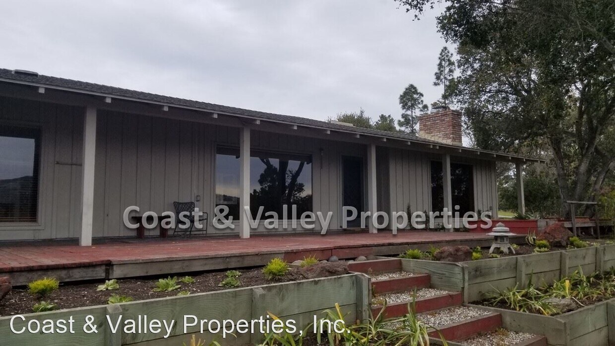 Primary Photo - 3 br, 2 bath House - 66 Corral De Tierra Rd.