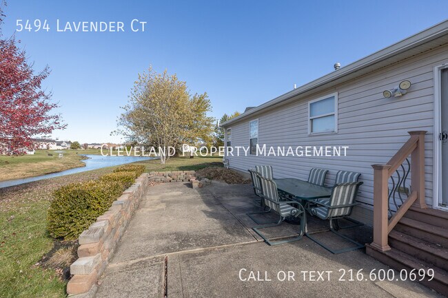 Foto del edificio - 5494 Lavender Ct