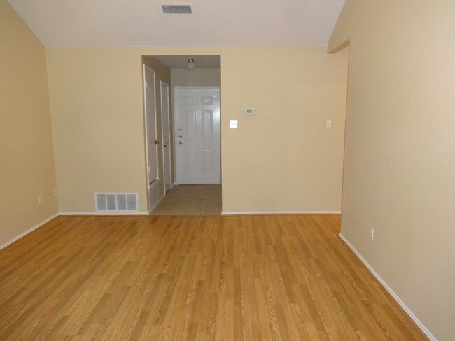 Foto del edificio - 637 Green Mountain Rd