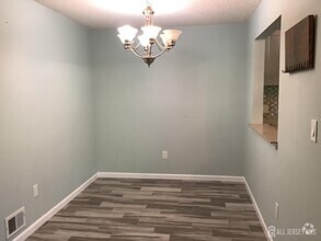 Building Photo - 336 Wimbeldon Ct