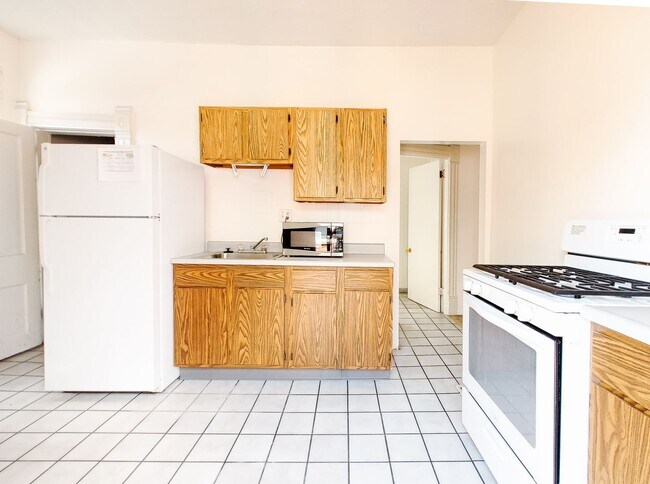 Foto del edificio - COMPLETELY UPDATED!! 2 bed/1 bath Close to Wexner Medical Center!