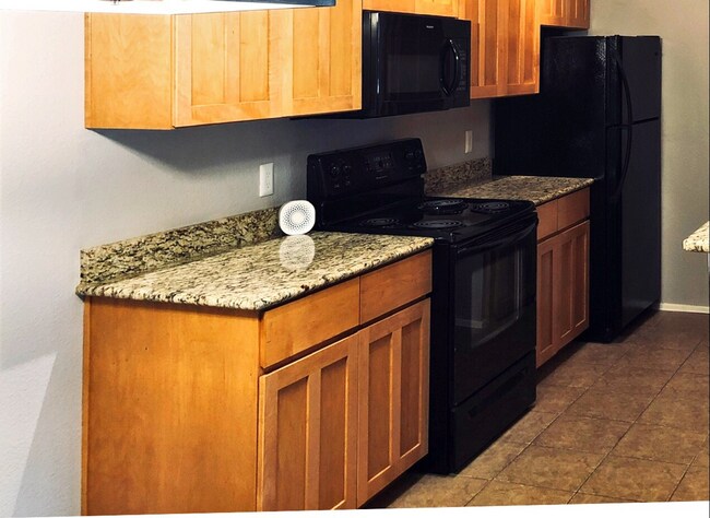 Foto del edificio - Available NOW: ARBORS - Super Cute 2 bedroom/2bath Condo - $1,695.00 Available NOW.