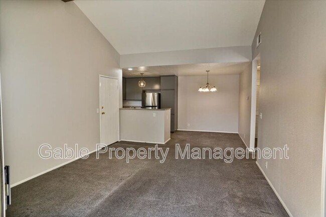 Foto del edificio - 27648 Susan Beth Way