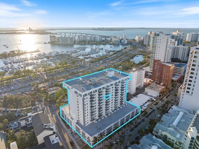 Foto del edificio - 101 S Gulfstream Ave