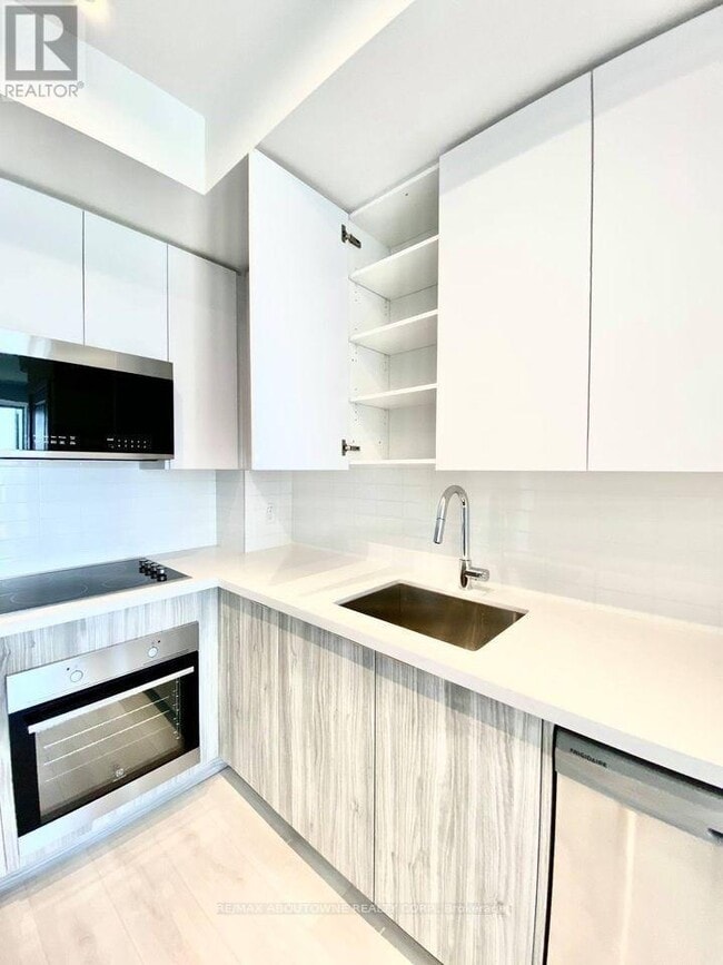 Building Photo - 297 Oak Walk Dr