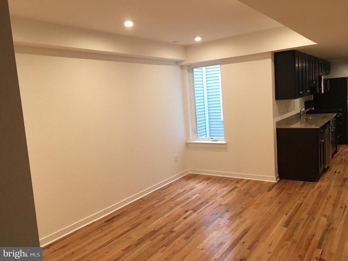 3503 Haverford Ave Unit B, Philadelphia, PA 19104 Room for Rent in