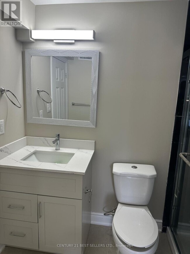 Building Photo - 4423 Glen Erin Dr