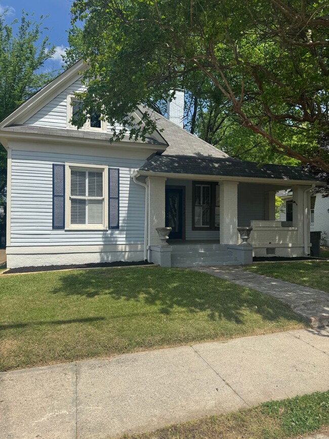 Building Photo - 2184 Cowden Ave