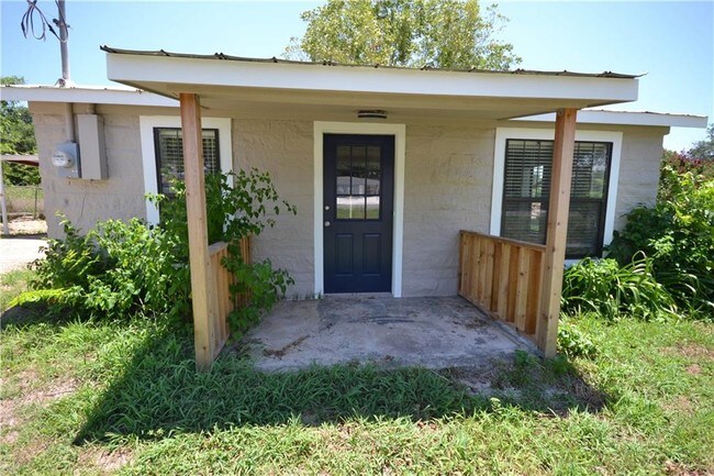 Building Photo - 3701 Ranch Rd 1869