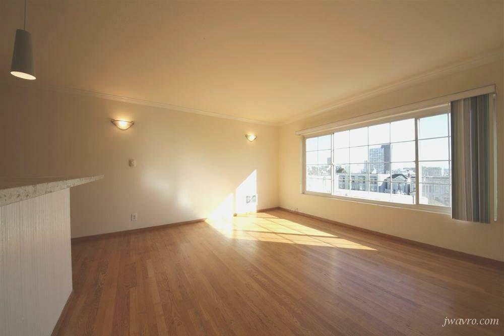 Primary Photo - 2261 Sacramento St