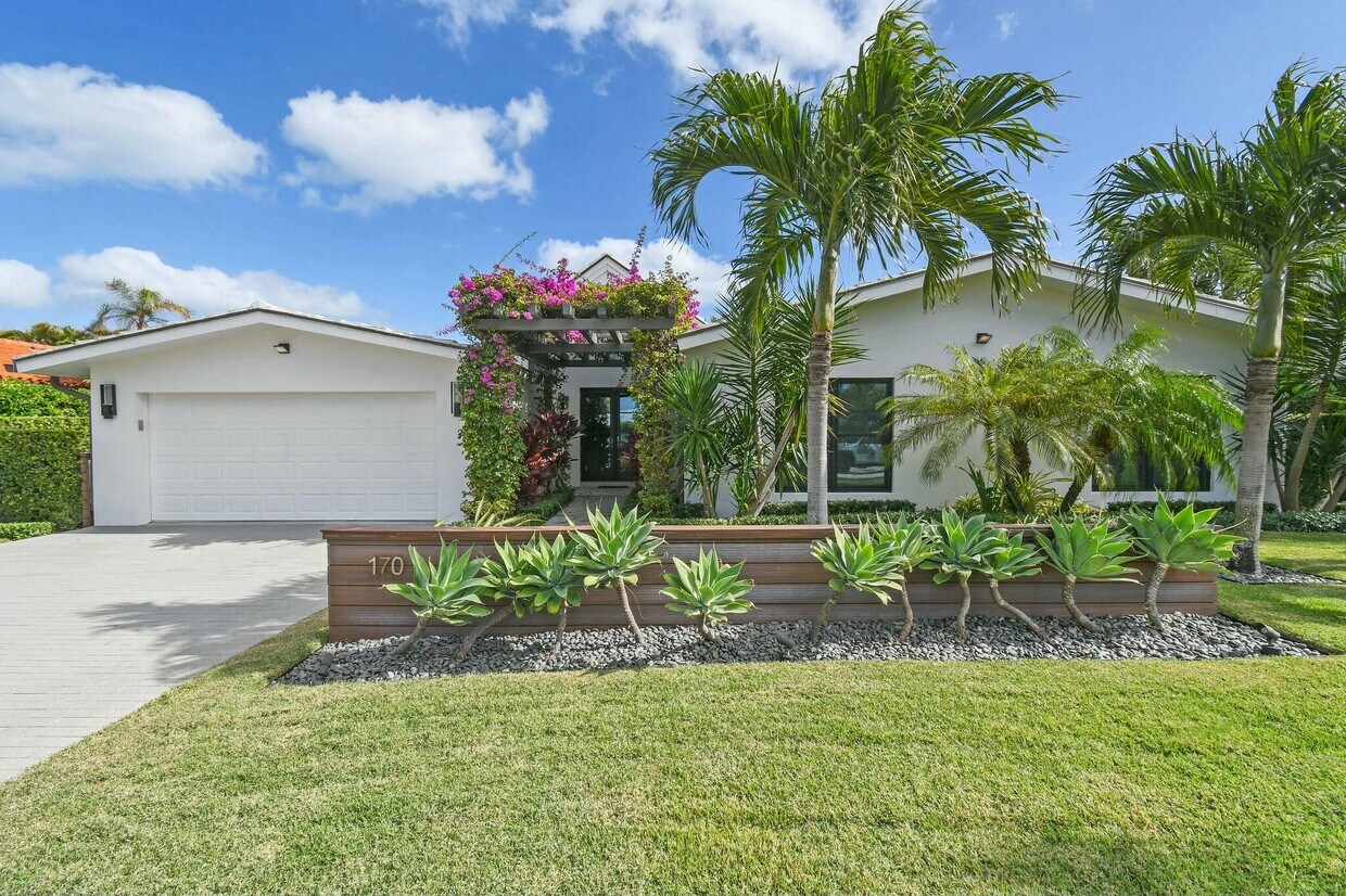 Foto principal - 170 Beacon Ln