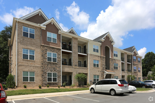 Plantation at Pleasant Ridge Apartments - Greensboro, NC | Apartments.com