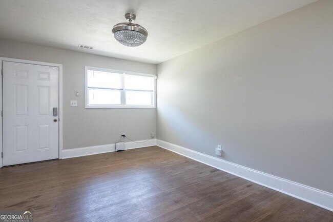 Foto del edificio - 1891 Goddard St SE