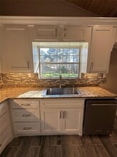 Building Photo - 680 Mockingbird Hills Dr