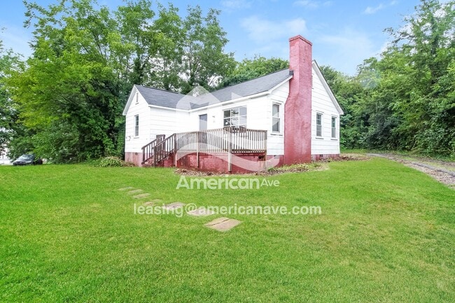 Building Photo - 301 Ammons Rd