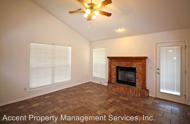 Foto del edificio - 235 S 176th West Ave