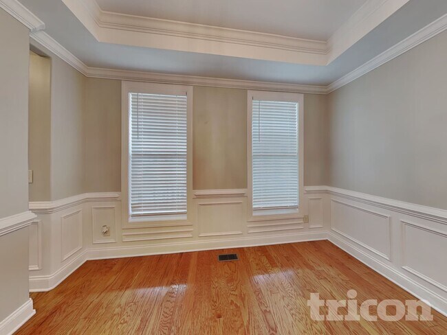 Foto del edificio - 448 Big Willow Way