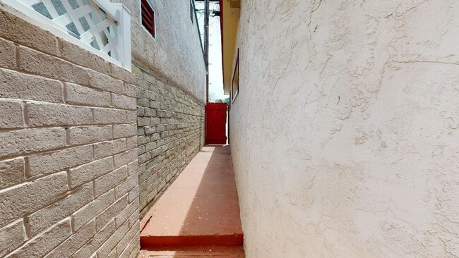 Foto del edificio - 713 I Ave