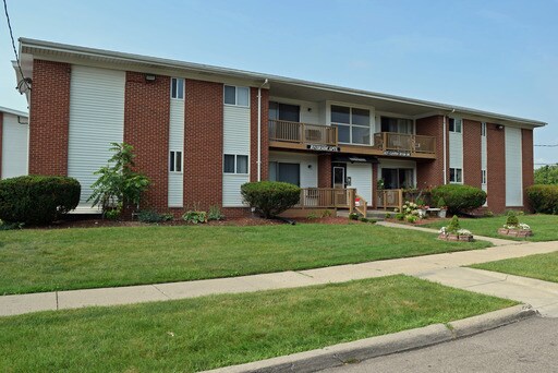 Foto del edificio - 825 Clinton River Dr