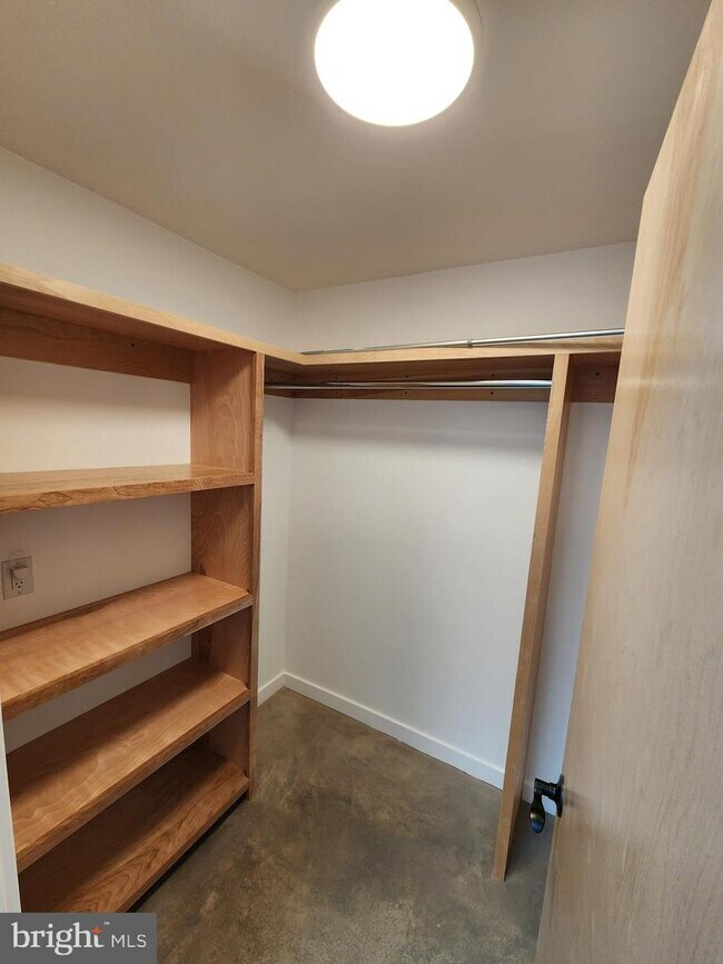 Foto del edificio - 1048 Prospect St