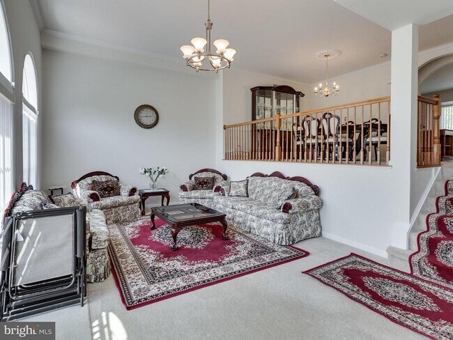 Building Photo - 4668 Carisbrooke Ln
