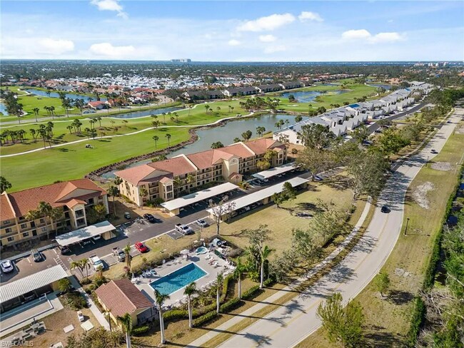 Foto del edificio - 16440 Kelly Cove Dr