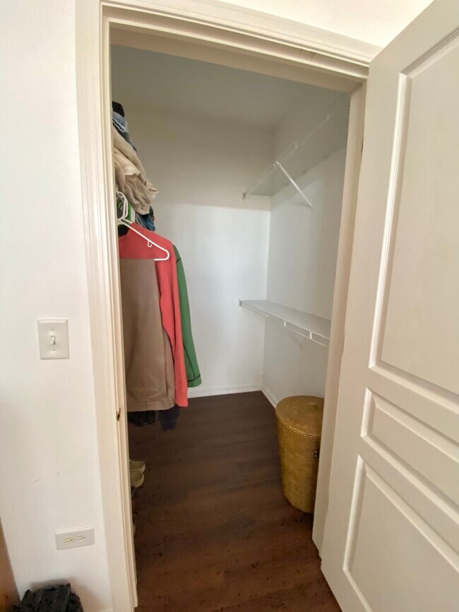 Foto del edificio - 24956 Gates Ln