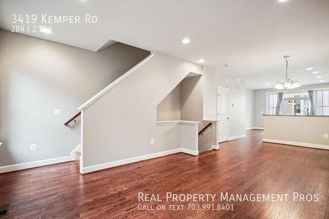 Building Photo - 3419 S Kemper Rd