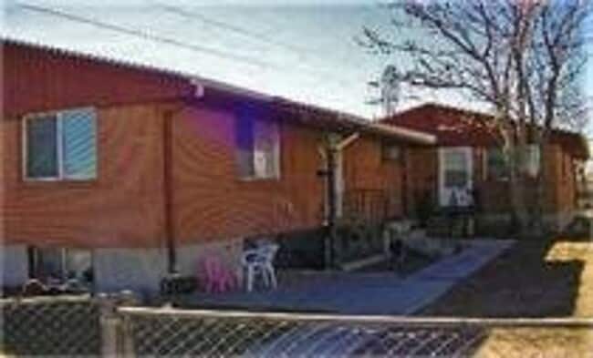 Photo - 975 S Lowell Blvd Apartment