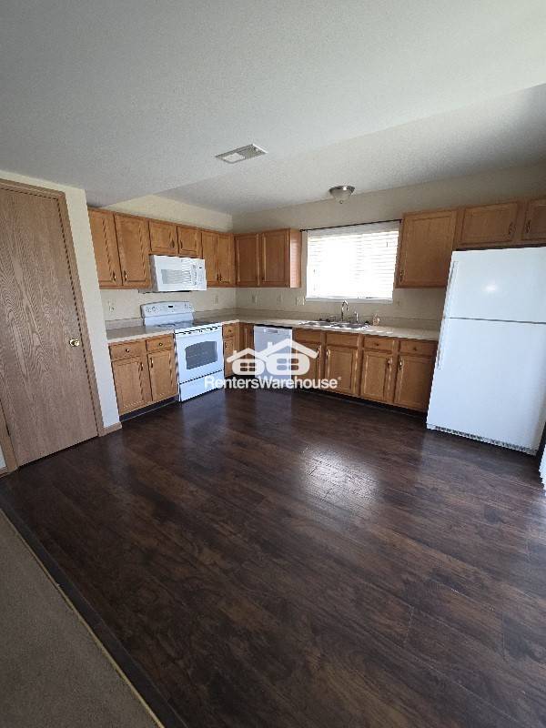 Building Photo - 441 Ramblewood Way