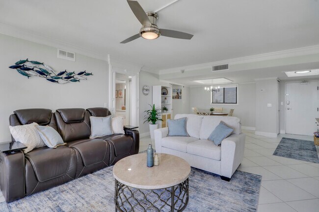 Foto del edificio - 200 Ocean Trail Way