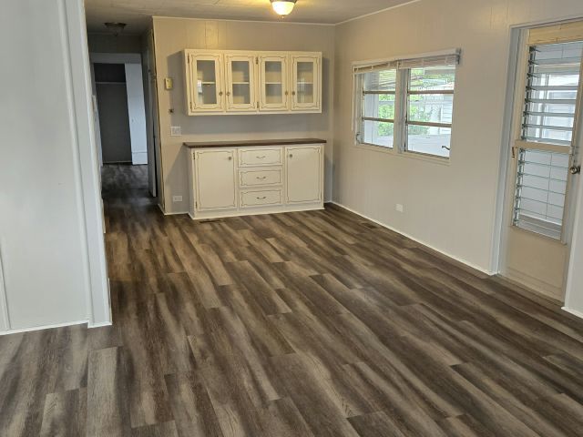 Foto del edificio - 5027 4th St W