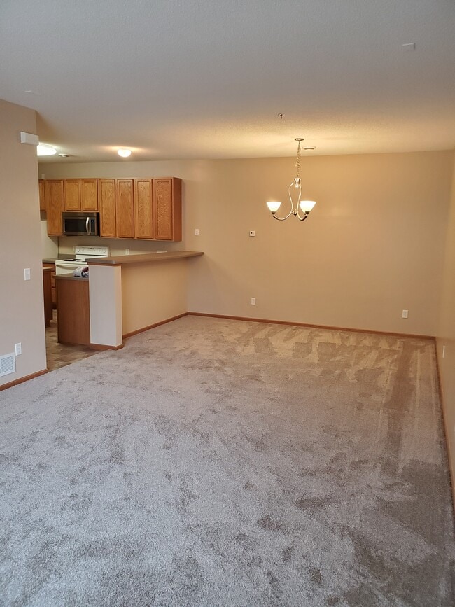 Living Room - 433 Frederick Cir