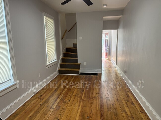 Foto del edificio - 913 Blunston St